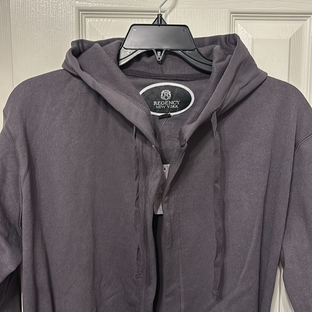 Black Hooded Robe - Picture 2 of 13
